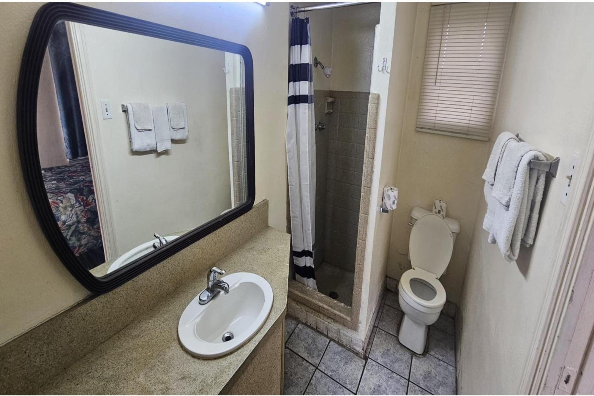 Gulfway Motel By Oyo Near Airport I 37 คอร์ปัสคริสตี ภายนอก รูปภาพ